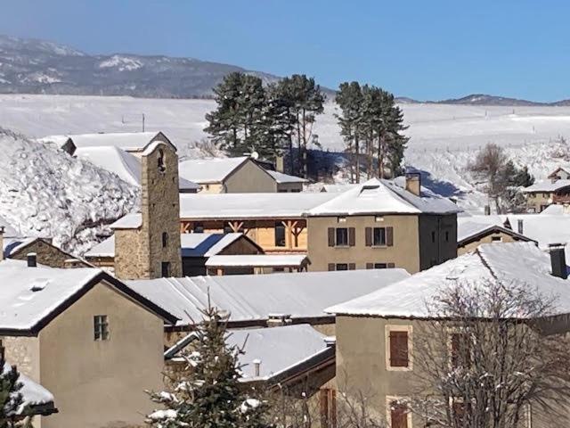Studio Canellito Le Clos Des Ours Matemale Exterior photo